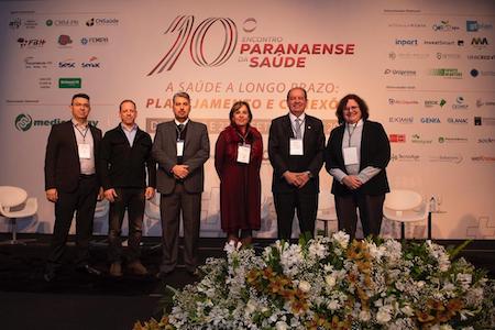 Abertura do Encontro Paranaense da Sade tem presena de representantes do setor, autoridades e palestra de Arthur Igreja