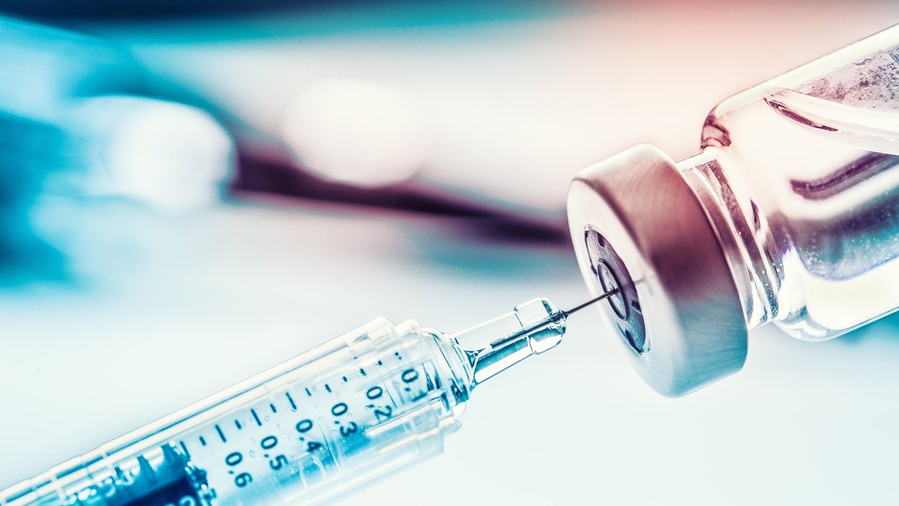 Hospital de Curitiba comea a testar vacina chinesa contra o coronavrus na sexta