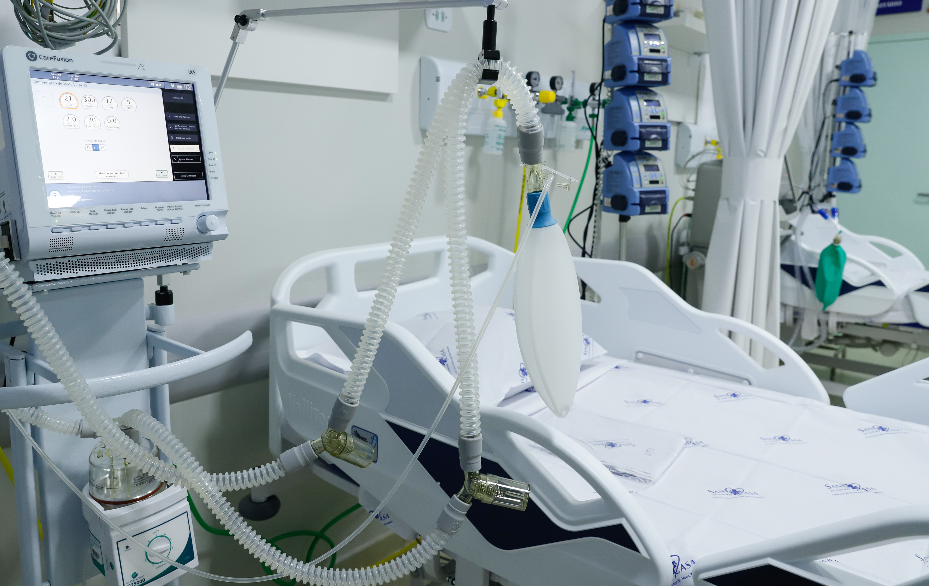 Setor hospitalar privado cobra normalizao de fornecimento de kit intubao