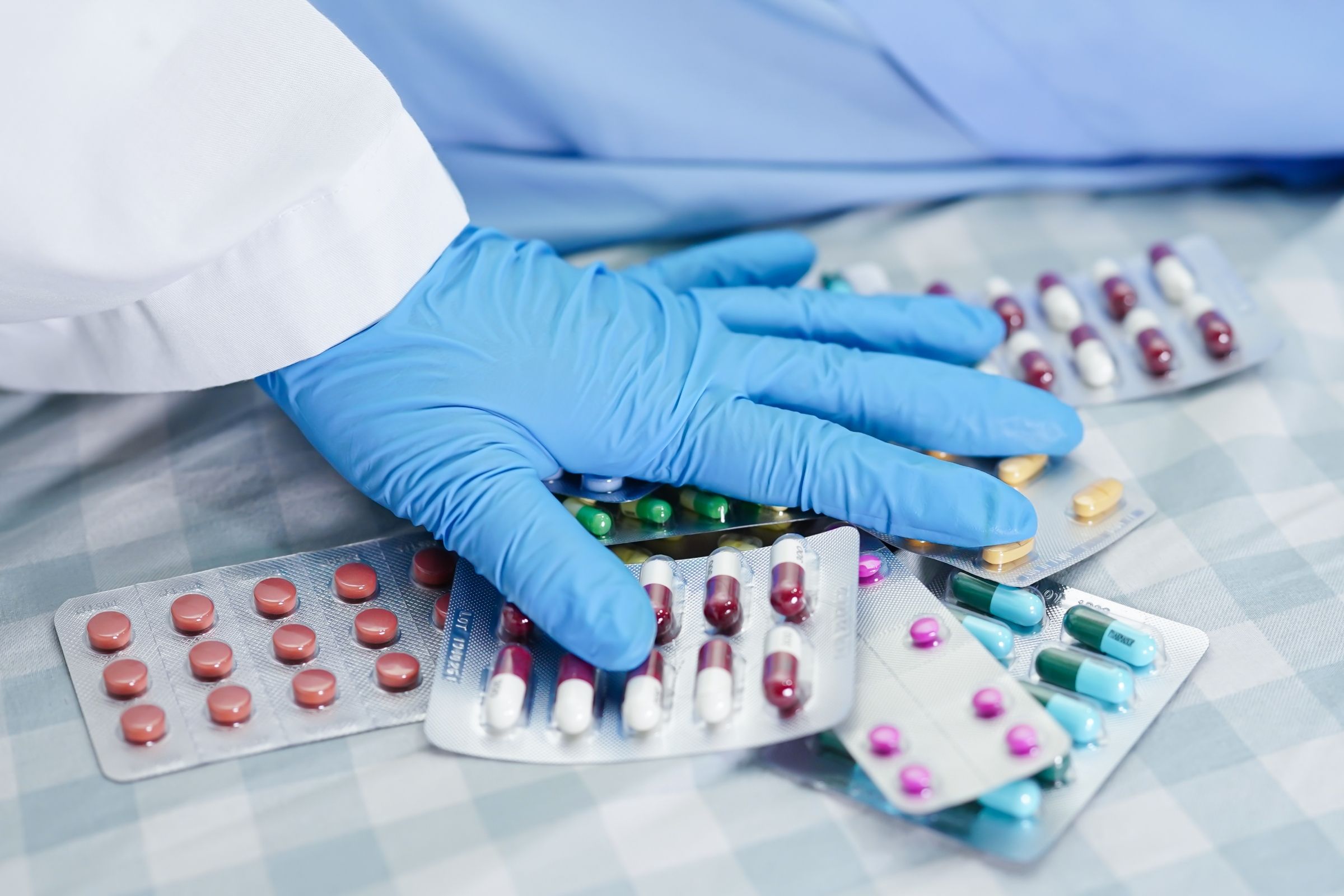 Cade cobra a CMED sobre preos-teto de medicamentos para hospitais